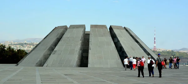 Мемориальный Комплекс Геноцида Армян Цицернакаберд Официальный Мемориальный Комплекс Армении Посвященный — стоковое фото