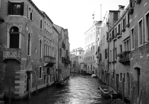 Venedig Italien Dezember 2018 Straßen Kanäle Und Gebäude Schwarz Weiß — Stockfoto