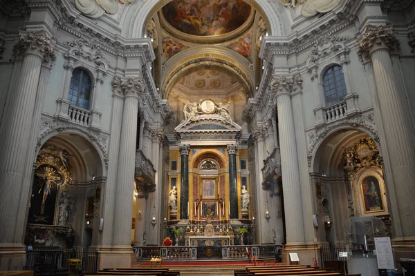 Roma Italia Septiembre 2018 Los Visitantes Maravillan Ábside Interior Iglesia — Foto de Stock