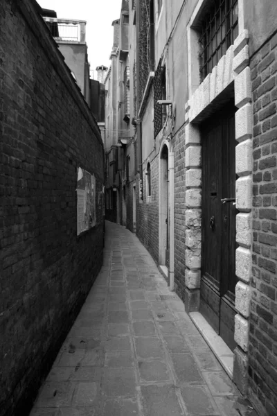 Enge Straße Der Altstadt Siena Italien — Stockfoto