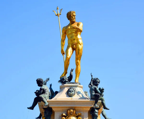 Estátua Rei Virgem Mary Cidade Berlin Alemanha — Fotografia de Stock