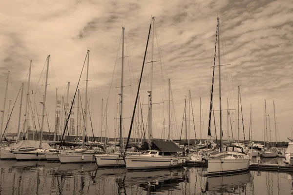 Yachts Dans Port Ville — Photo