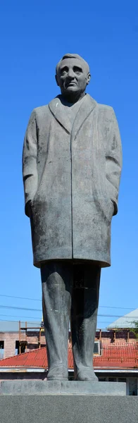 Gyumri Armenia 2019 Standbeeld Van Charles Aznavour Square Een Groot — Stockfoto