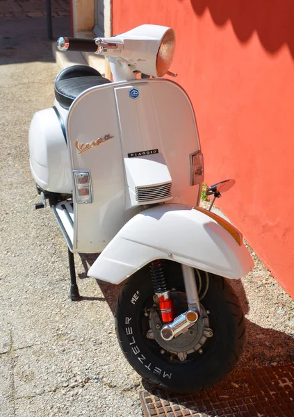 Scooter Dans Ville — Photo