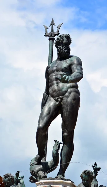 Statue Neptune Dans Ville Européenne — Photo