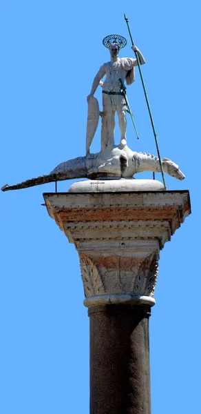 Статуя Короля Петра Павла Крепость Риме Италия — стоковое фото