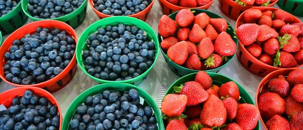 Frutas Bayas Frescas Mercado —  Fotos de Stock