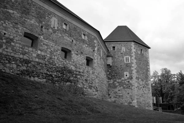 旧城的中世纪城堡 — 图库照片