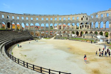 Roma, İtalya 'daki ünlü Piazza Vittorio Emanuele II manzarası