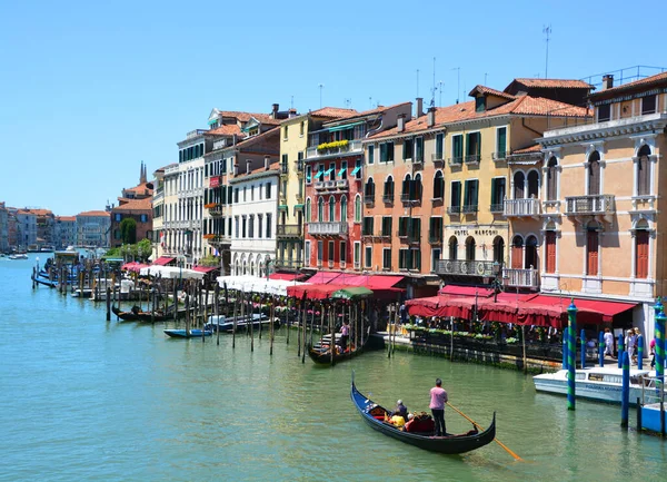 Venecia Italia Noviembre 2016 Vista Del Cliente Servicio Barcos Gondola — Foto de Stock