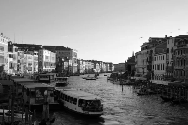 Italia Venezia Veduta Del Grande Canale Dei Vecchi Edifici — Foto Stock