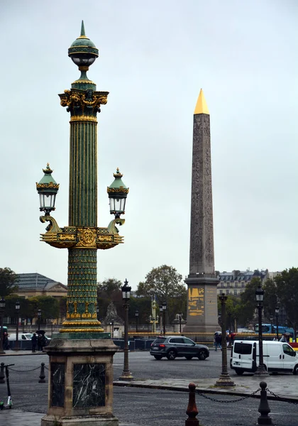 Parijs Frankrijk Juni 2018 Uitzicht Luxor Obelisk Eiffeltoren Een Sierlijke — Stockfoto