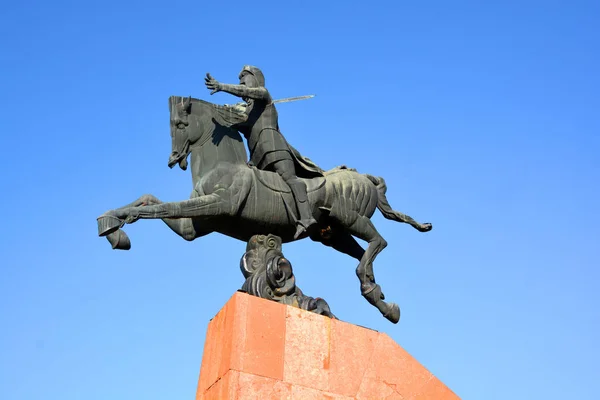 Yerevan Armenia 바르단 동상은 아르메니아의 지도자 순교자이며 아르메니아 교회의 성인이었다 — 스톡 사진