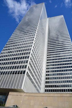 MONTREAL QUEBEC CANADA 09: 15 2016: Place ville Marie Place Ville Marie, 47 katlı, haçlı ofis kulesi, 1962 yılında Uluslararası stilde inşa edildi..