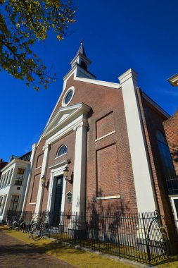 EDAM NETHERLAND 01 Ekim 2015: Hollanda 'nın kuzeybatı Hollanda eyaletinde yer alan bir şehirdir. Volendam ile birleşen Edam, Edam Volendam belediyesini oluşturur.. 