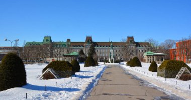 MONTREAL CANADA 02 07 2019: College Notre-Dame du Sacre-Cur Montreal, Quebec, Kanada 'da bulunan özel bir Fransız lisesi.