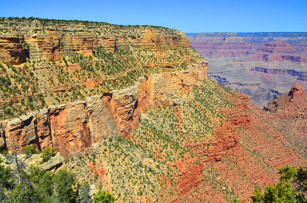 大峡谷 Grand Canyon 是一个陡峭的峡谷 由科罗拉多河周边的科罗拉多河雕刻而成 位于大峡谷国家公园 Grand Canyon National Park — 图库照片
