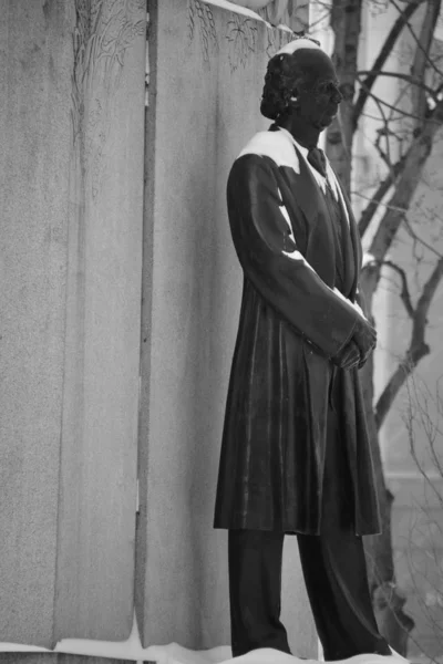 Montreal Quebec Canada 2019 Sir Wilfrid Laurier Memorial Door Joseph — Stockfoto