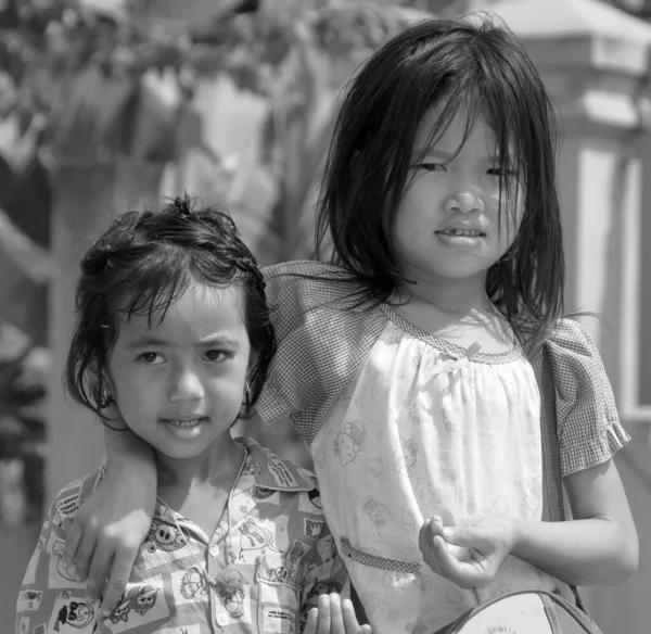 Πνομ Φεν Καμπότζη Μαρτίου Άγνωστα Παιδιά Του Δρόμου Ποζάρουν Στις — Φωτογραφία Αρχείου