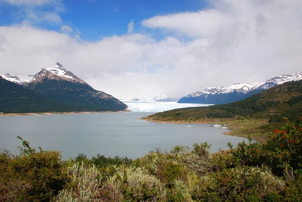 Lago Argentino Είναι Μια Λίμνη Στην Παταγονική Επαρχία Της Santa — Φωτογραφία Αρχείου