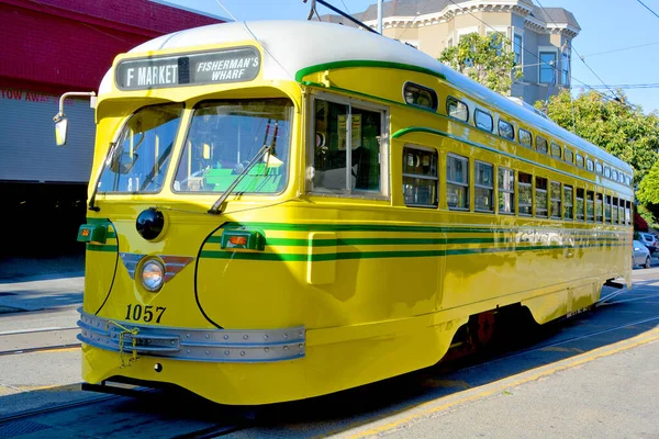 San Francisco Usa April Historische Strassenbahn Zur Beförderung Der Passagiere — Stockfoto