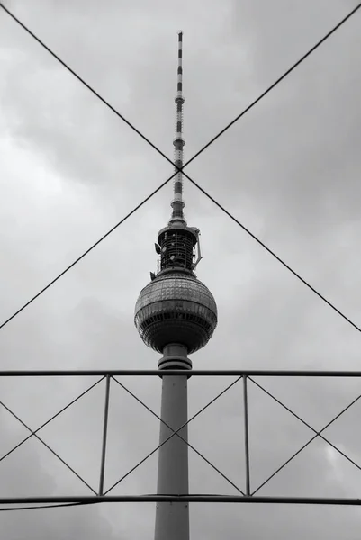 Berlin Németország 2010 Május Fernsehturm Televíziótorony Berlini Alexanderplatz Németországban Tornyot — Stock Fotó