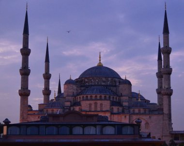 İstanbul 4 Ekim: Sultan Ahmed Camii, Ekim 04, 2013, İstanbul, Türkiye. Sultan Ahmed Camii (Mavi Cami) İstanbul 'un en popüler turizm beldeleri üzerine. 