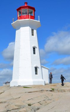 Peggy 's Cove Nova Scotia 6 Haziran: Peggy' s Cove deniz feneri, 6 Haziran 2014 tarihinde St. Margarets Körfezi 'nin doğu kıyısında yer alan küçük bir kırsal bölge..
