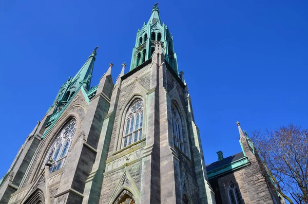 モントリオールケベックカナダ08 2016年 聖エドワード教会はローマ カトリック教会です イングランド王エドワード1世に捧げられている 1901年に着工 1909年に完成した — ストック写真