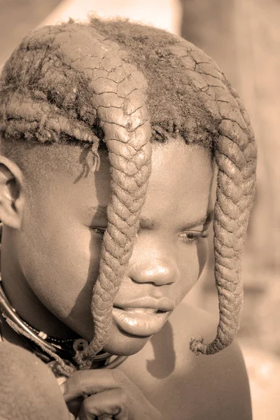 Khorixas Namibia Ottobre 2014 Bambino Non Identificato Della Tribù Himba — Foto Stock