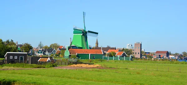 Zaanse Schans 네덜란드 2015 Zaanse Schans 네덜란드에서 노르트홀란트의 그것은 역사적인 — 스톡 사진