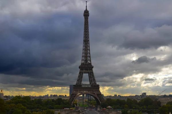Paris Francja Październik 2013 Wieża Eiffla Tour Eiffel Kuta Żelazna — Zdjęcie stockowe