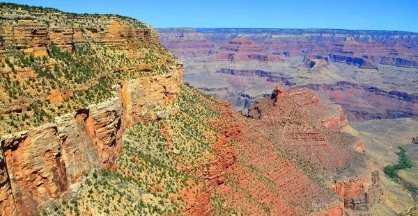 大峡谷 Grand Canyon 是一个陡峭的峡谷 由科罗拉多河周边的科罗拉多河雕刻而成 位于大峡谷国家公园 Grand Canyon National Park — 图库照片