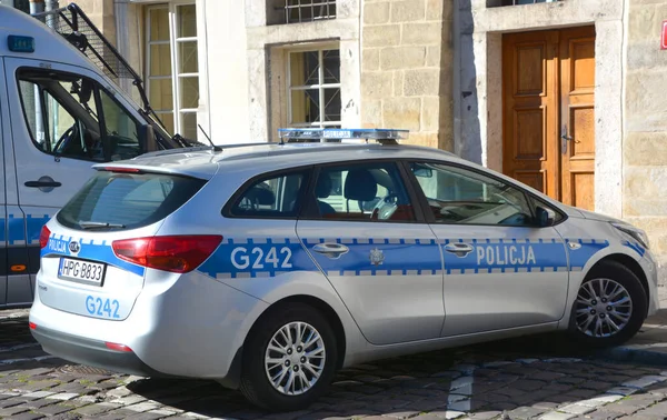 Warschau Polen Polizeiauto Warschau Polizeibeamte Tragen Immer Uniformen Und Bewegen — Stockfoto