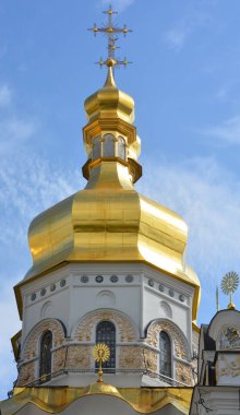 KIEV UKRAINE 09 03: 17: Kiev Pechersk Lavra veya Kyiv Pechersk Lavra, Kiev Mağara Manastırı olarak da bilinir, Kiev 'deki bir bölgeye adını veren tarihi bir Ortodoks Hıristiyan manastırı.