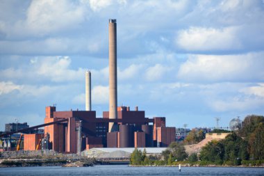 Helsinki sanayi kömür santrali fabrikası binası, fabrika binaları ve bacalar, Helsinki 'nin endüstriyel imajını vurguladı..