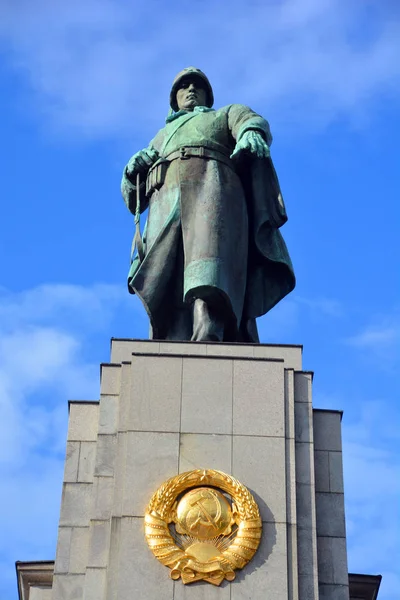 Berlijn Duitsland Sovjet Oorlogsherdenking Tiergarten Een Oorlogsmonument Ter Herdenking Van — Stockfoto