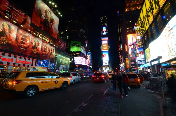 New York City Oct Times Square Spoustou Divadel Broadwayi Obrovským — Stock fotografie