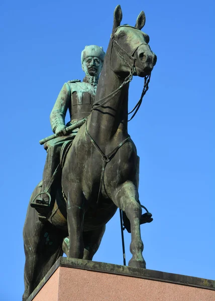 Helsinki Finland Estatua Mannerheim Frente Kiasma Museo Arte Moderno Helsinki — Foto de Stock