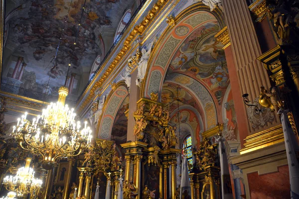 Lviv Ucrania Julio 2018 Dentro Iglesia Bernardina Lviv — Foto de Stock