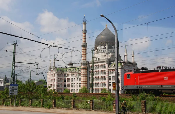 Dresden Γερμανια 2010 Εργοστάσιο Του Yenidze Στη Δρέσδη Φέρνει Μια — Φωτογραφία Αρχείου