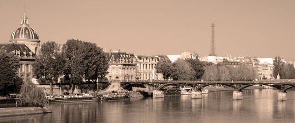 Paris Frankreich Mai 2012 Front Seine River Dome Des Institut — Stockfoto