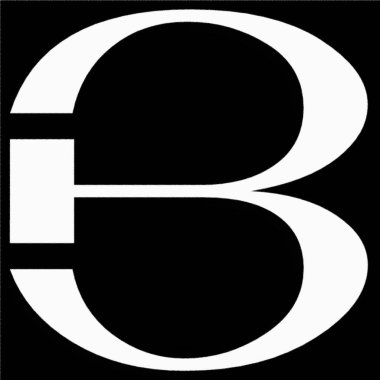 Yi hi Ermeni alfabesinde Ermenice yazmak için kullanılan bir alfabetik yazı sistemidir. 405 yılında, Ermeni dilbilimci ve din adamı Mesrop Mashtots tarafından geliştirilmiştir.