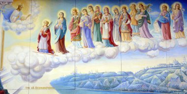 KIEV UKRAINE 09 04 17: Saint Michael Altın Kubbe Manastırı 'nın Duvarı, işleyen bir manastırdır. Manastır, Aziz Sophia Katedrali 'nin kuzeydoğusundaki Dinyeper Nehri' nin sağ kıyısında yer almaktadır.