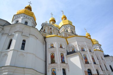 KIEV UKRAINE 09 03: 17: Kiev Pechersk Lavra veya Kyiv Pechersk Lavra, Kiev Mağara Manastırı olarak da bilinir, Kiev 'deki bir bölgeye adını veren tarihi bir Ortodoks Hıristiyan manastırı.