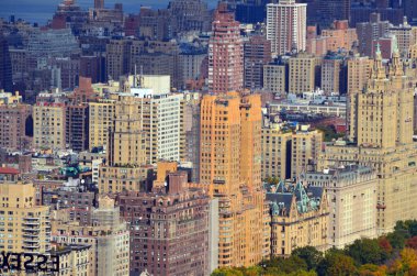 NEW YORK USA OCTOBER 27: Midtown Manhattan ya da Midtown, Manhattan 'ın orta ve orta kesiminin merkezini temsil etmektedir.