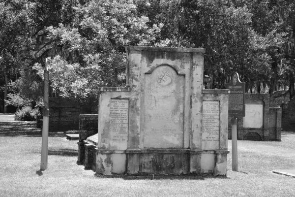 Georgia Usa June 2016 콜로니얼 묘지는 1853 년부터 묘지로 폐쇄되었으며 — 스톡 사진