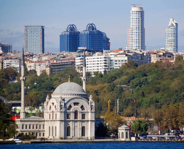 Istanbul Turkey Oktober Ortakoy Moschee Offiziell Die Buyuk Mecidiye Camii — Stockfoto