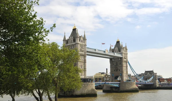 Тауэрский Мост Лондоне Великобритания Закат Красивыми Облаками Открытие Дробриджа Один — стоковое фото