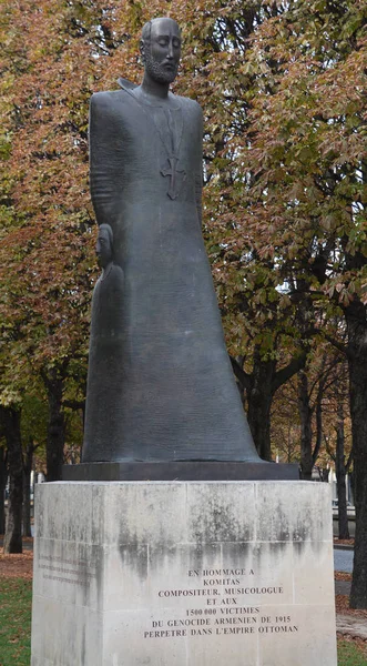 Monument Van Religieuze Man Parijs Frankrijk — Stockfoto